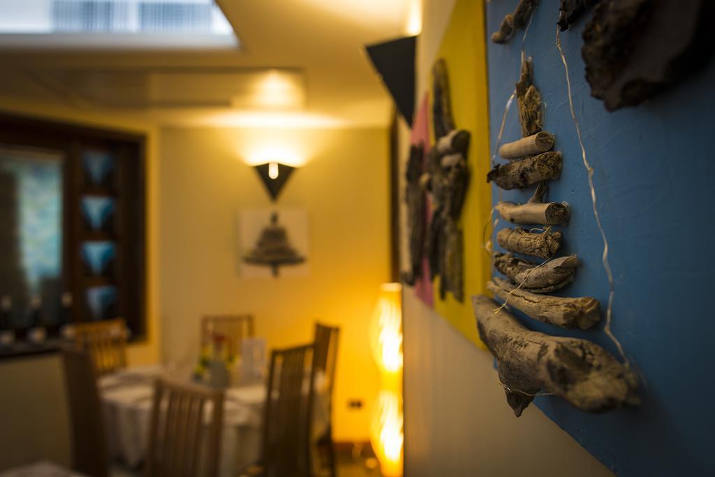 Hotel Ristorante Cigno - Camere And Aparthotel Latisana Buitenkant foto